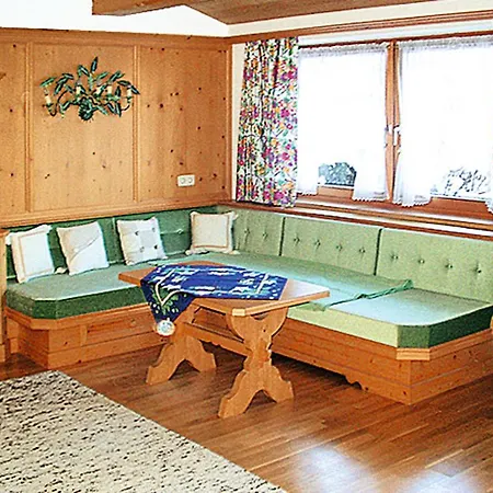 Haus Ragusa 390w