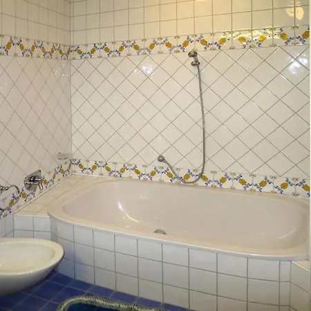 Haus Ragusa 390w 하이젠베르크